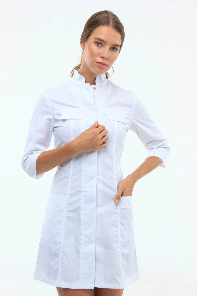 In White медицинска престилка - модел 105