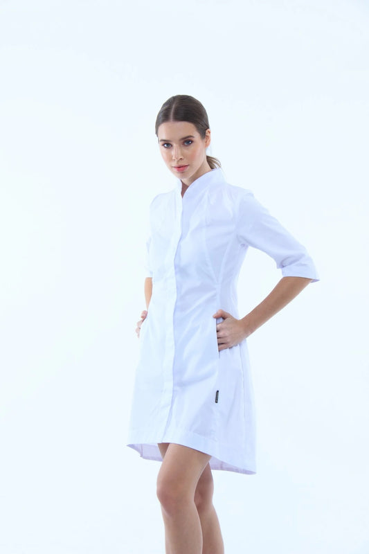 In White медицинска престилка - модел 134