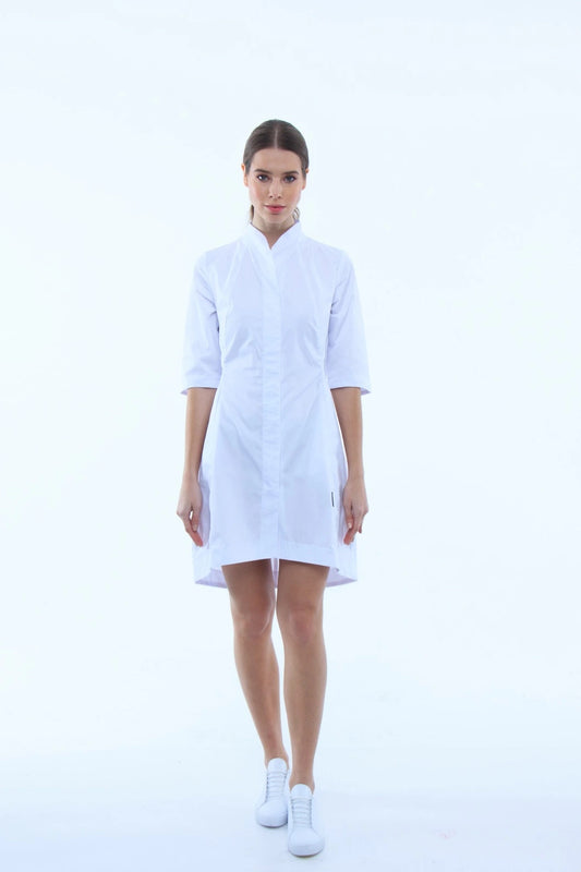 In White медицинска престилка - модел 134
